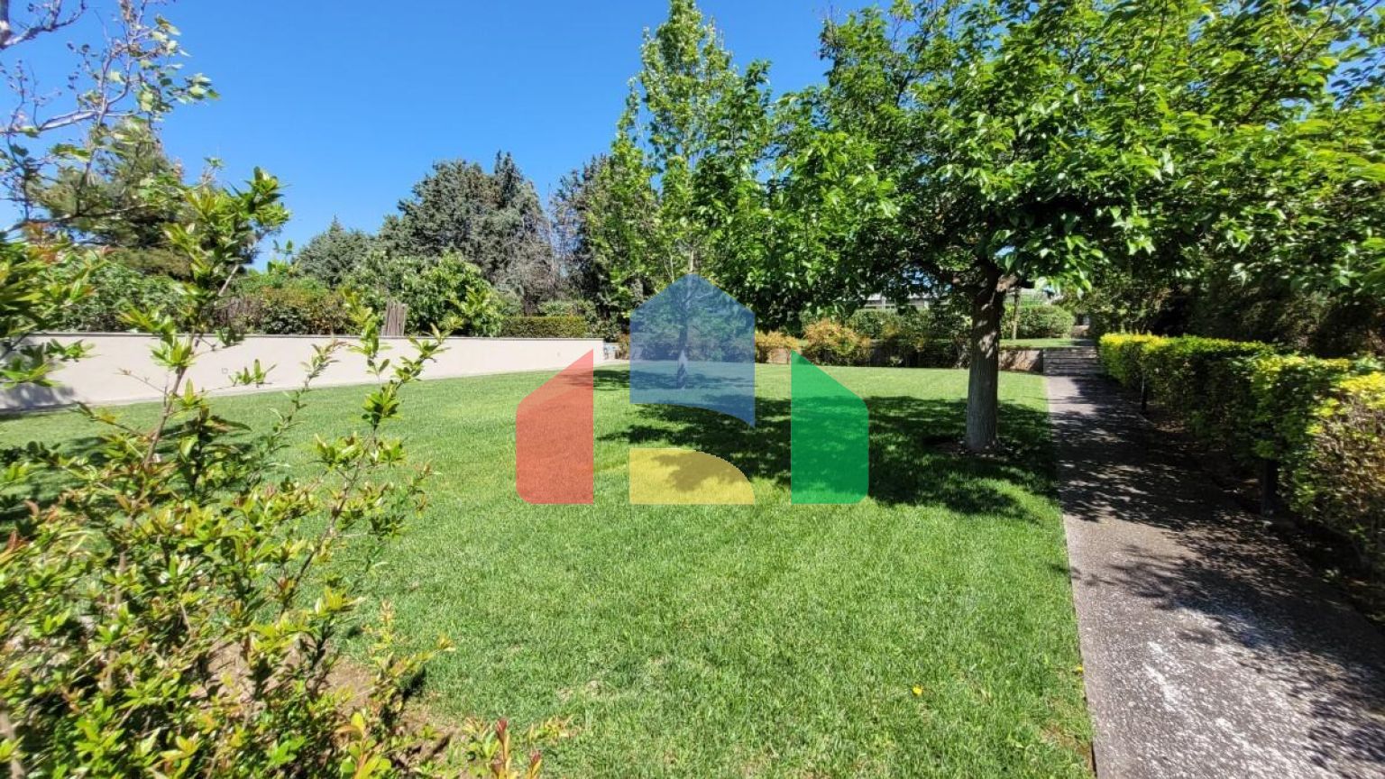 Продажа - Вилла 500 m² в пригороде Салоник