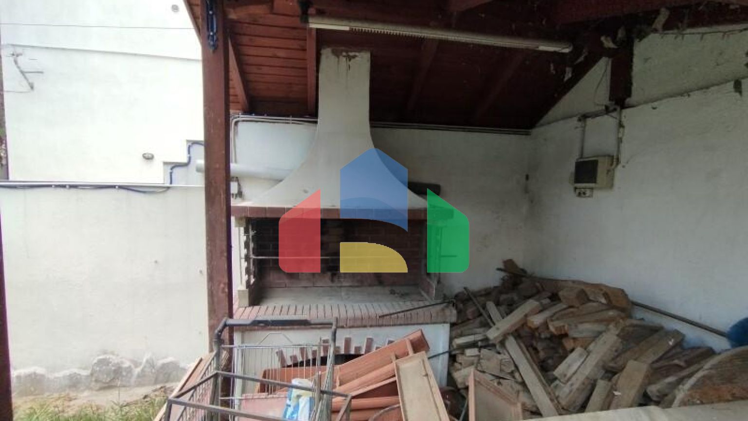 Продажа - Коттедж 185 m² в пригороде Салоник