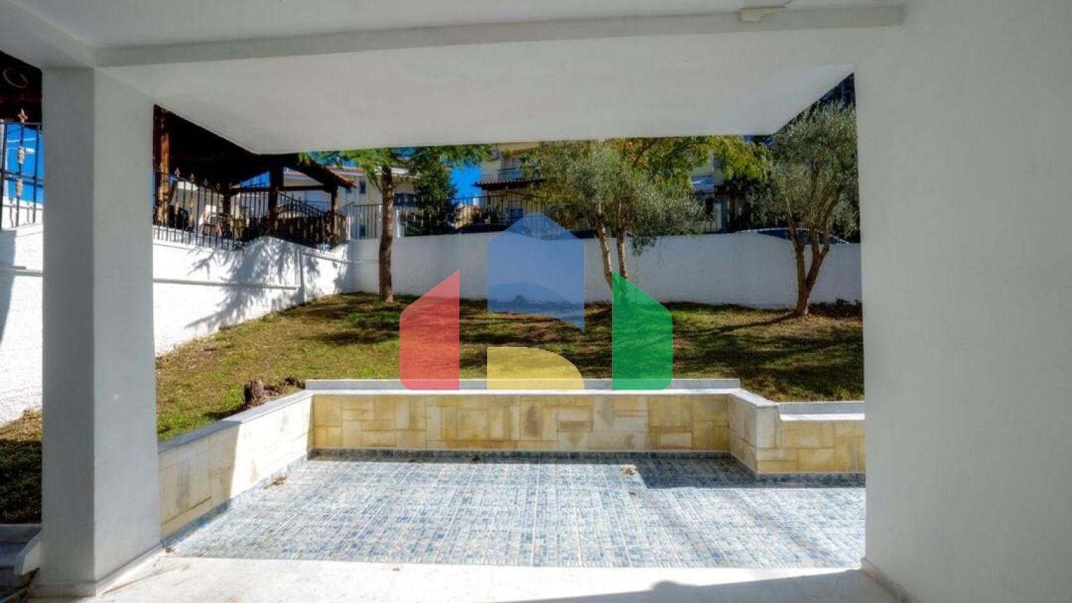 Продажа - Вилла 584 m² в пригороде Салоник