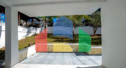 Продажа - Вилла 584 m² в пригороде Салоник Продажа - Вилла 584 m² в пригороде Салоник