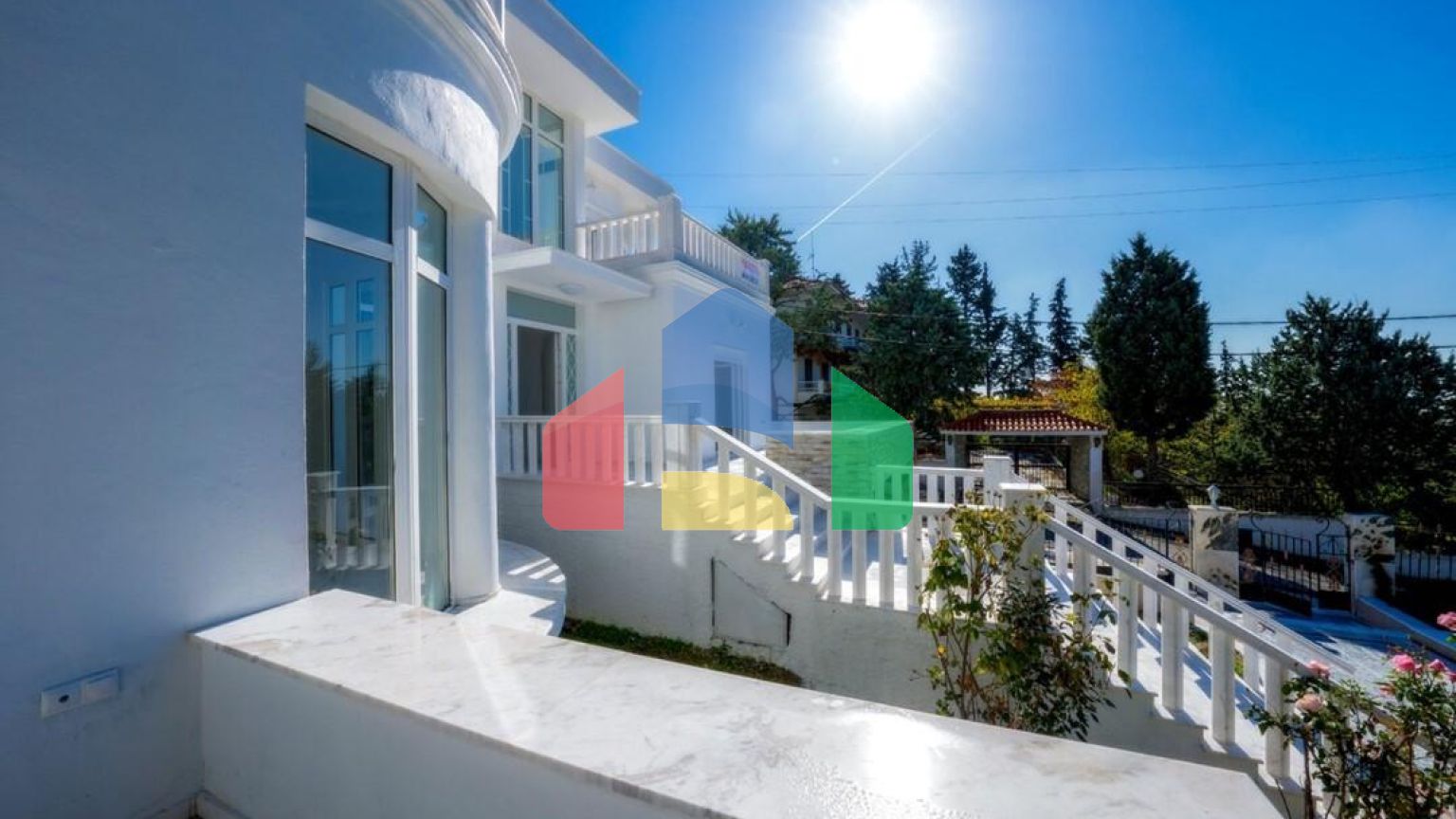 Продажа - Вилла 584 m² в пригороде Салоник