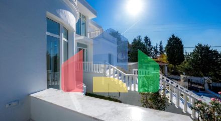 Продажа - Вилла 584 m² в пригороде Салоник Продажа - Вилла 584 m² в пригороде Салоник