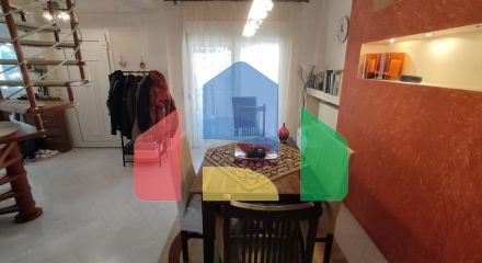 Продаж - Котедж 220 m² в передмісті Салонік