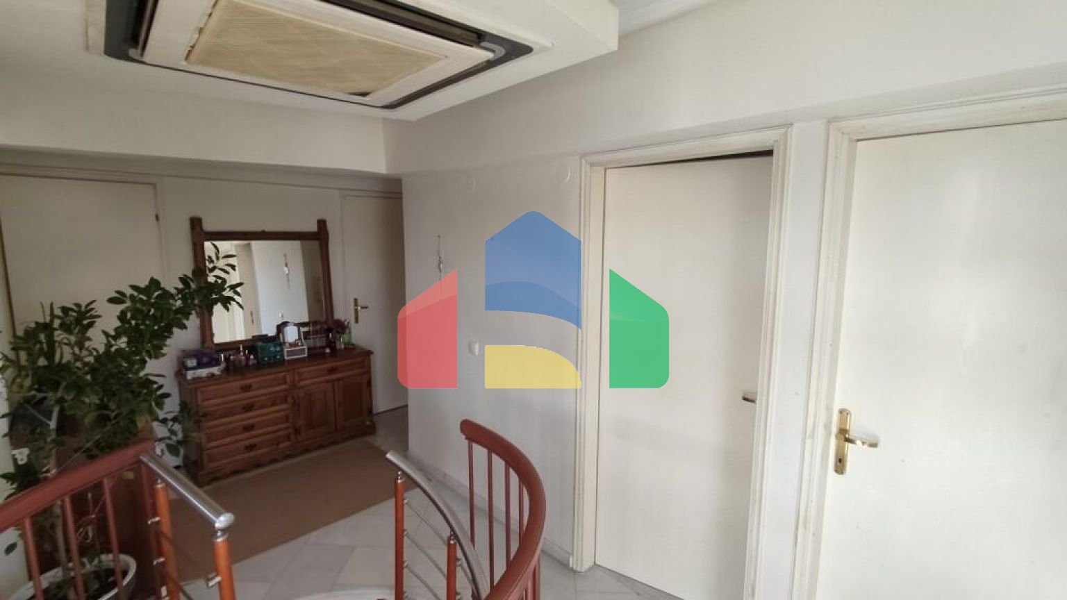 Продажа - Коттедж 220 m² в пригороде Салоник