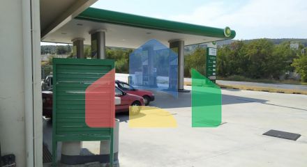 Продаж - Комерційна нерухомість 800 m² в передмісті Салонік