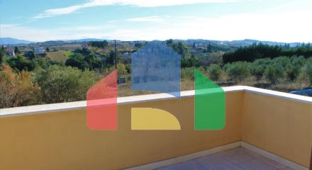 Продаж - Котедж 380 m² в передмісті Салонік