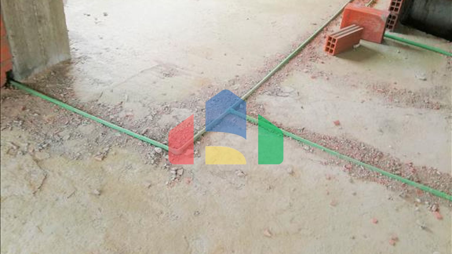 Продаж - Таунхаус 270 m² в передмісті Салонік