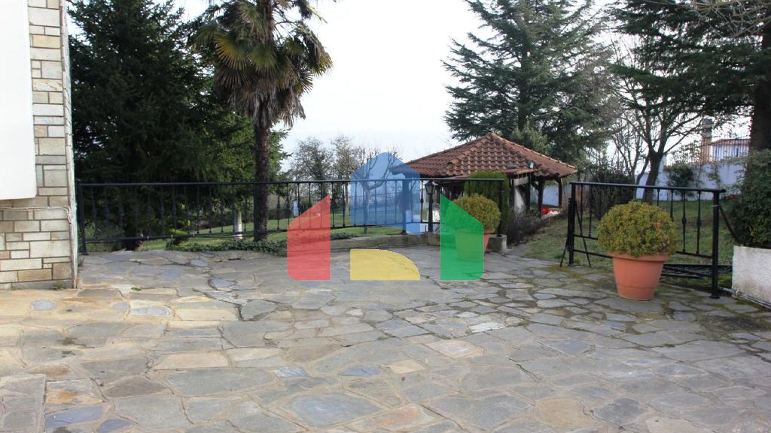 Продажа - Вилла 480 m² в пригороде Салоник