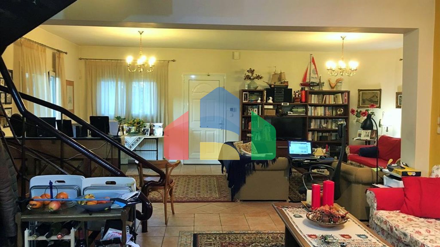 Продаж - Котедж 280 m² в передмісті Салонік