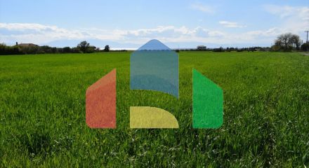 Продаж - Земельна ділянка 27000 m² в передмісті Салонік