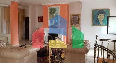 Продаж - Котедж 400 m² в передмісті Салонік