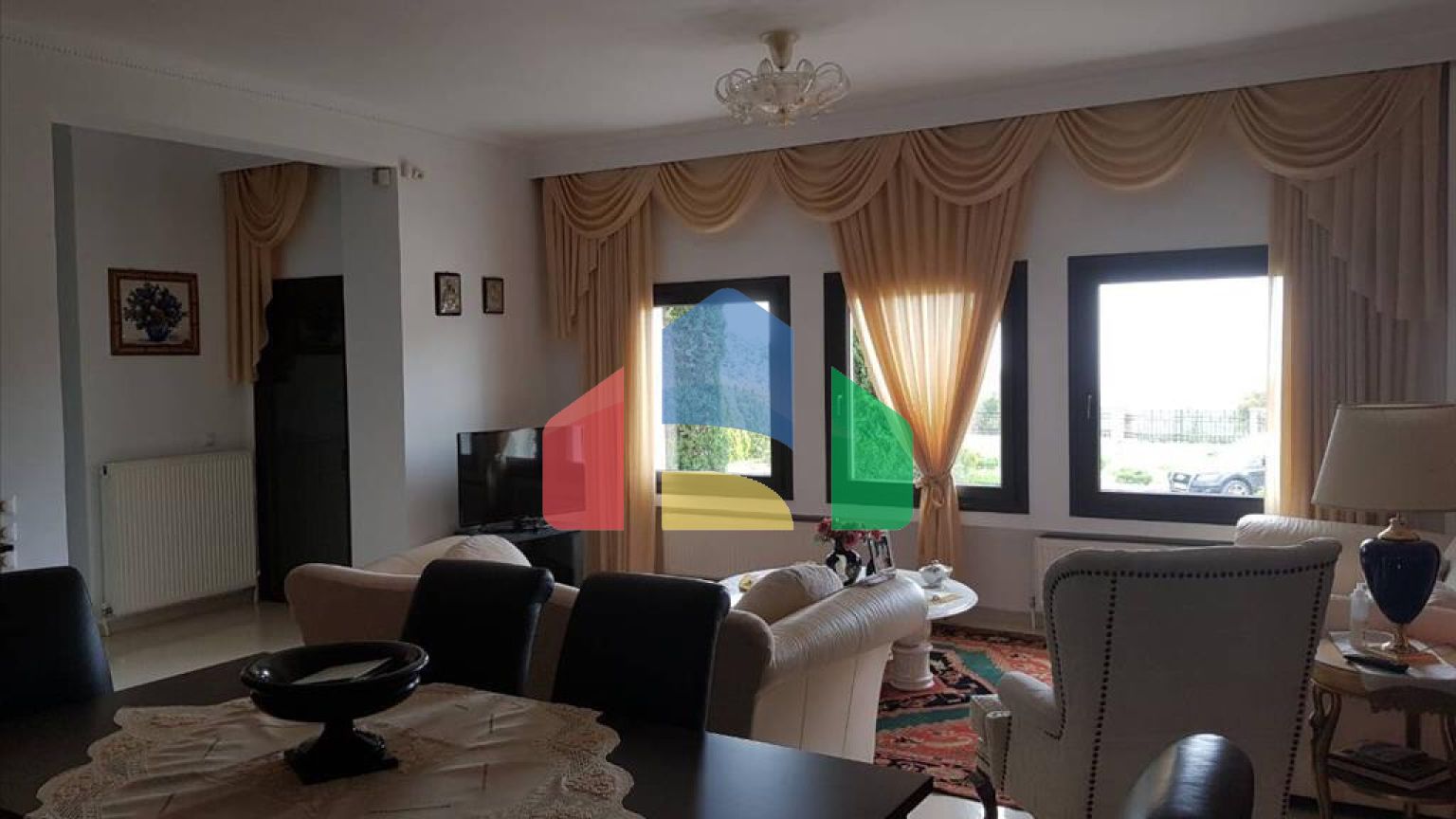 Продаж - Котедж 400 m² в передмісті Салонік