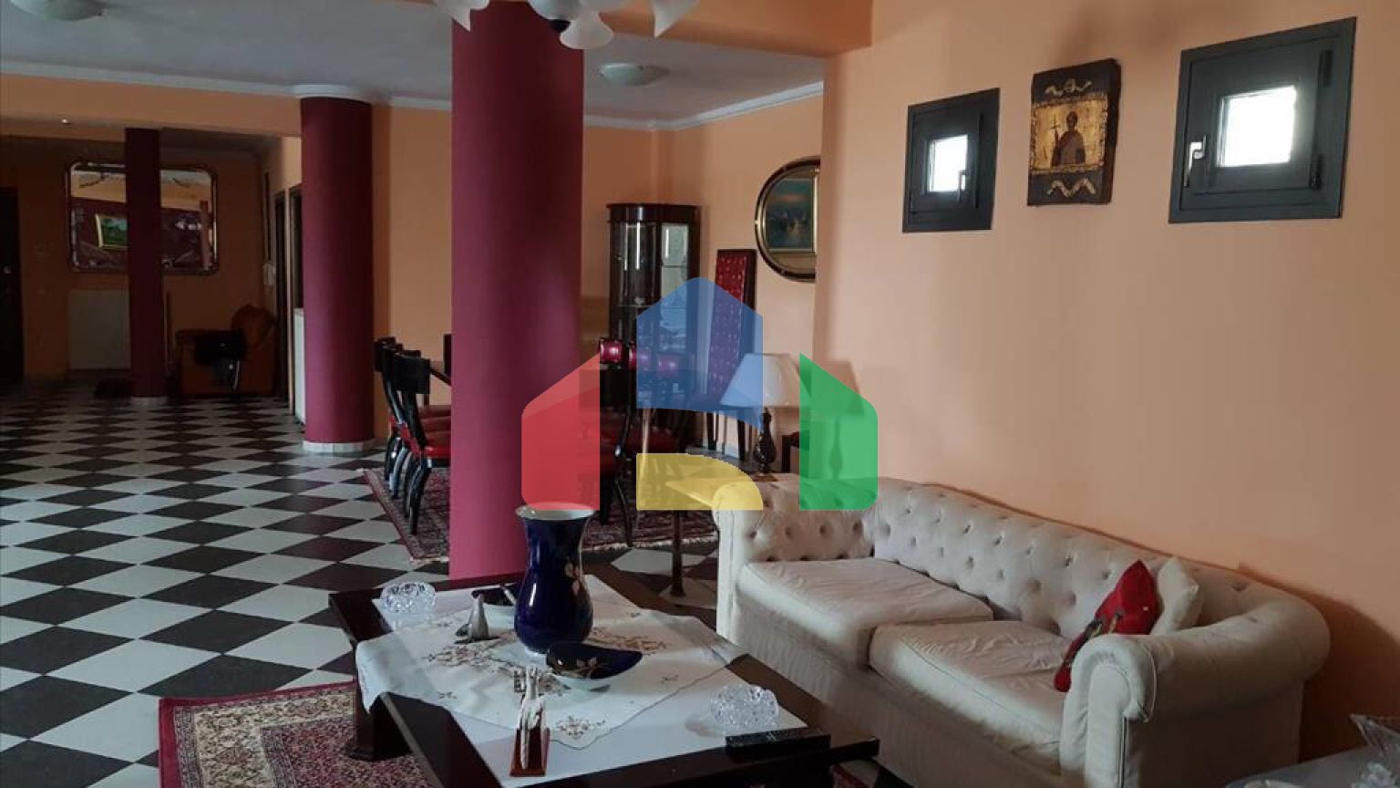 Продаж - Котедж 400 m² в передмісті Салонік