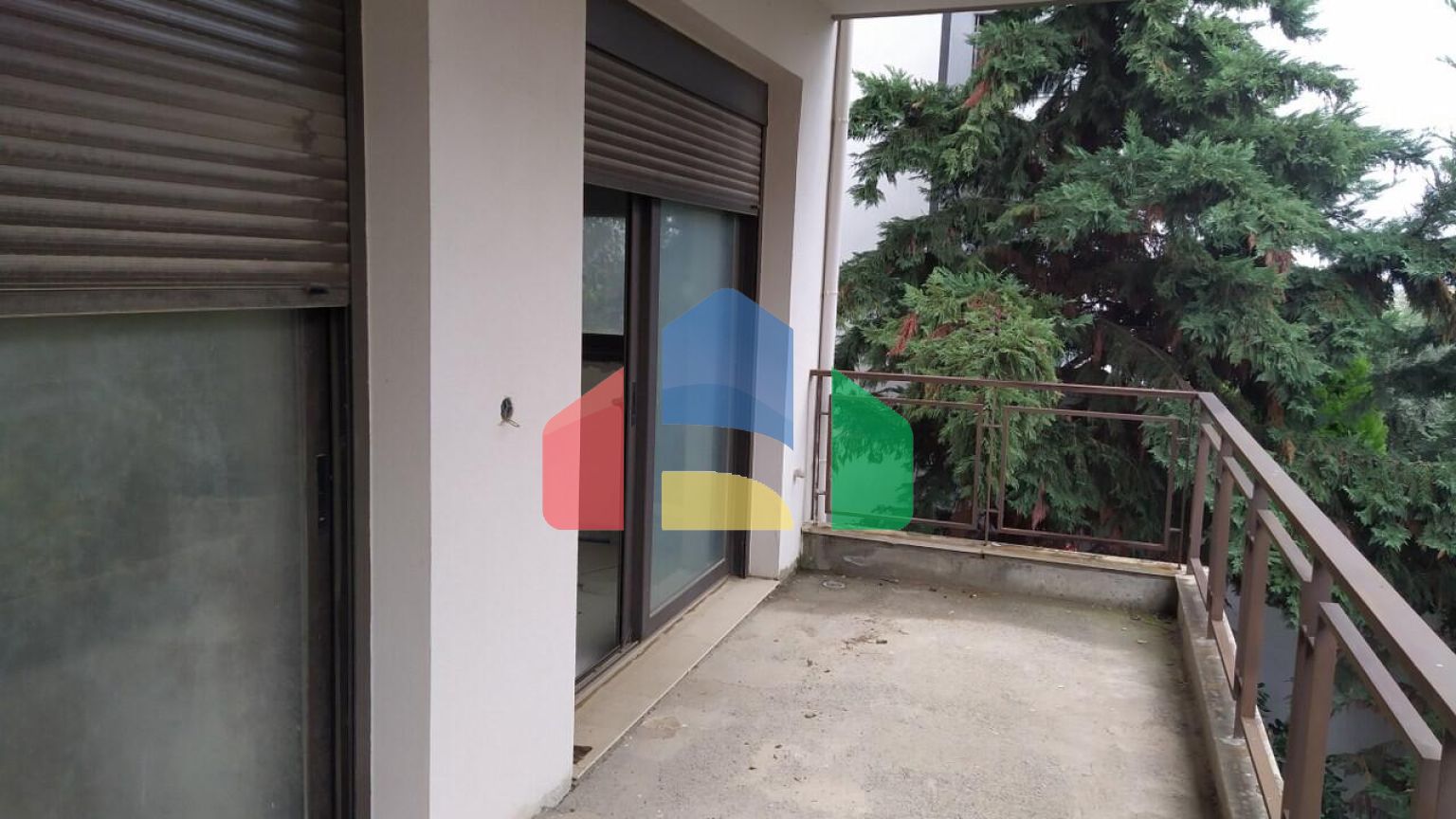 Продаж - Таунхаус 270 m² в передмісті Салонік