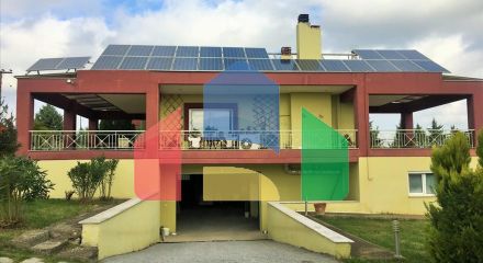Продаж - Котедж 167 m² в передмісті Салонік