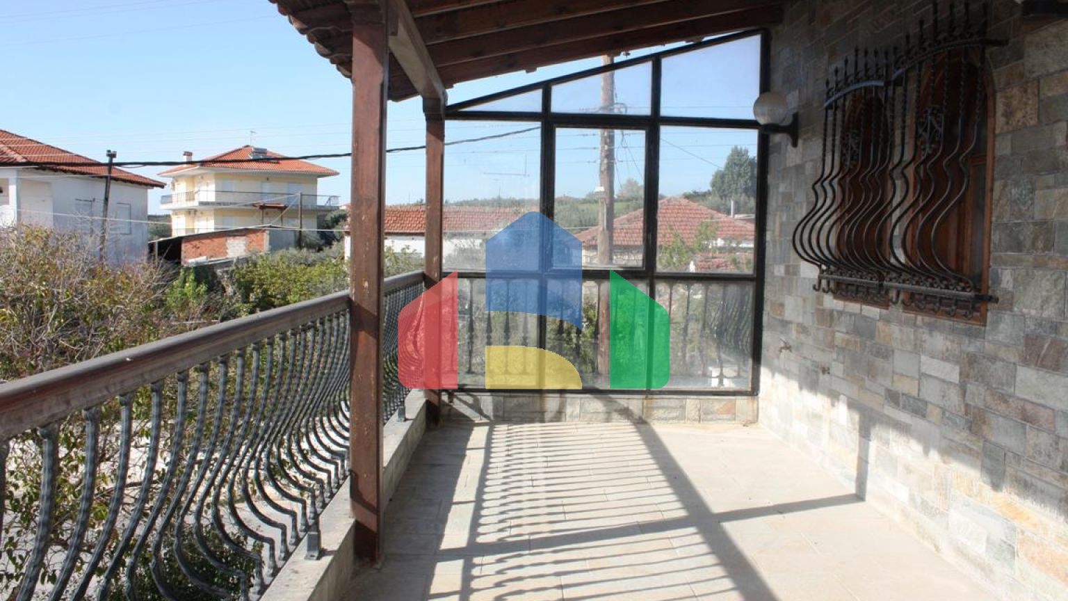 Продаж - Котедж 270 m² в передмісті Салонік