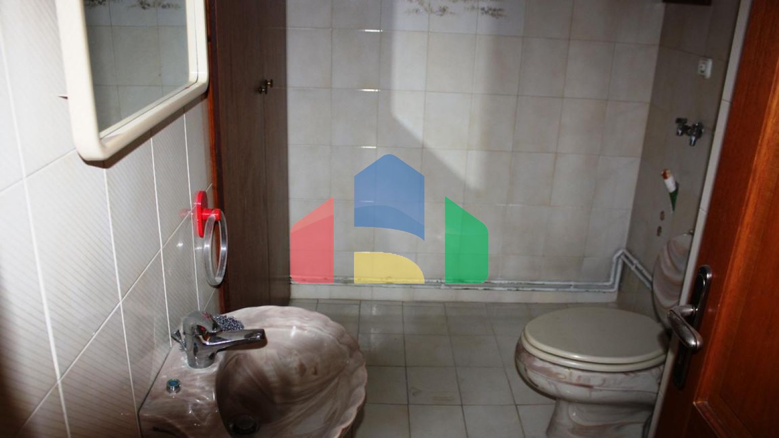 Продаж - Котедж 270 m² в передмісті Салонік