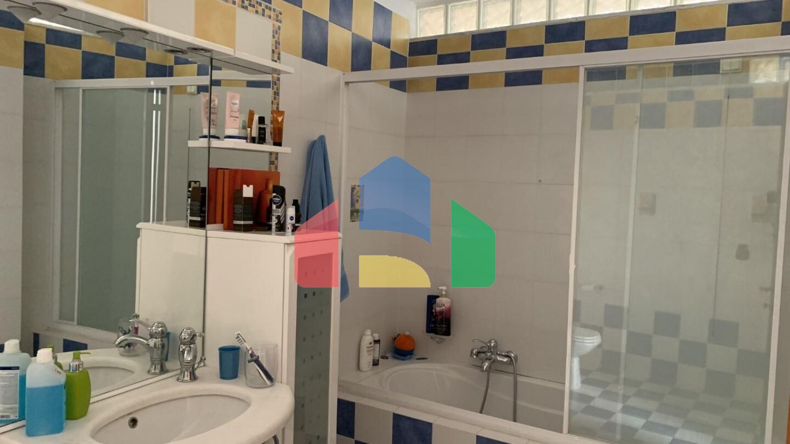 Продаж - Котедж 400 m² в передмісті Салонік