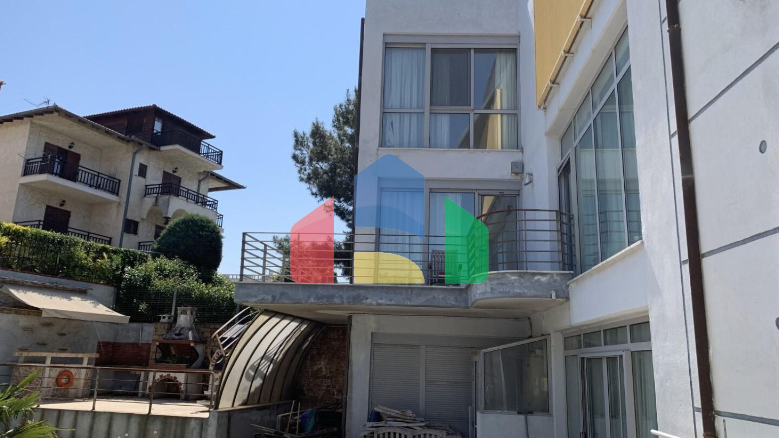 Продаж - Котедж 400 m² в передмісті Салонік