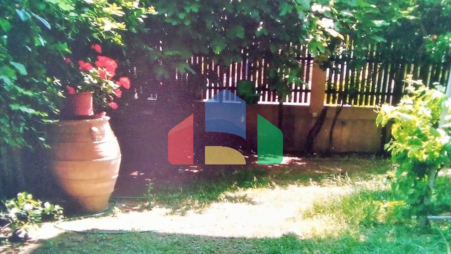 Продажа - Здание 665 m² в пригороде Салоник