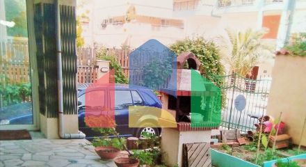 Продажа - Здание 665 m² в пригороде Салоник