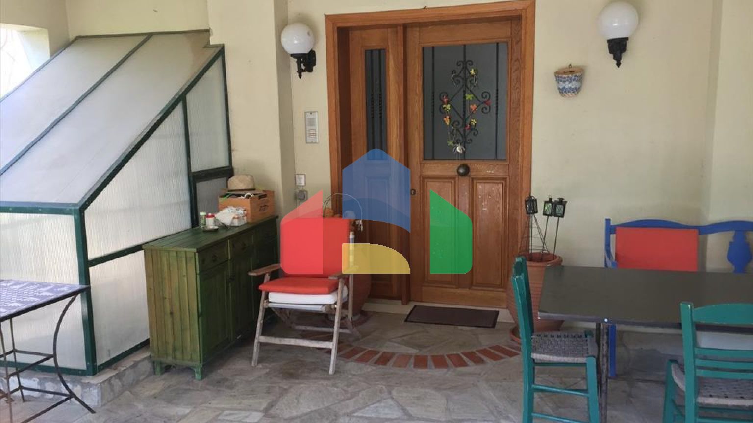 Продажа - Здание 665 m² в пригороде Салоник