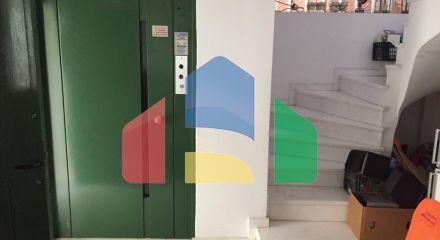 Продажа - Здание 665 m² в пригороде Салоник