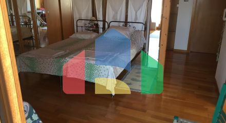 Продажа - Здание 665 m² в пригороде Салоник