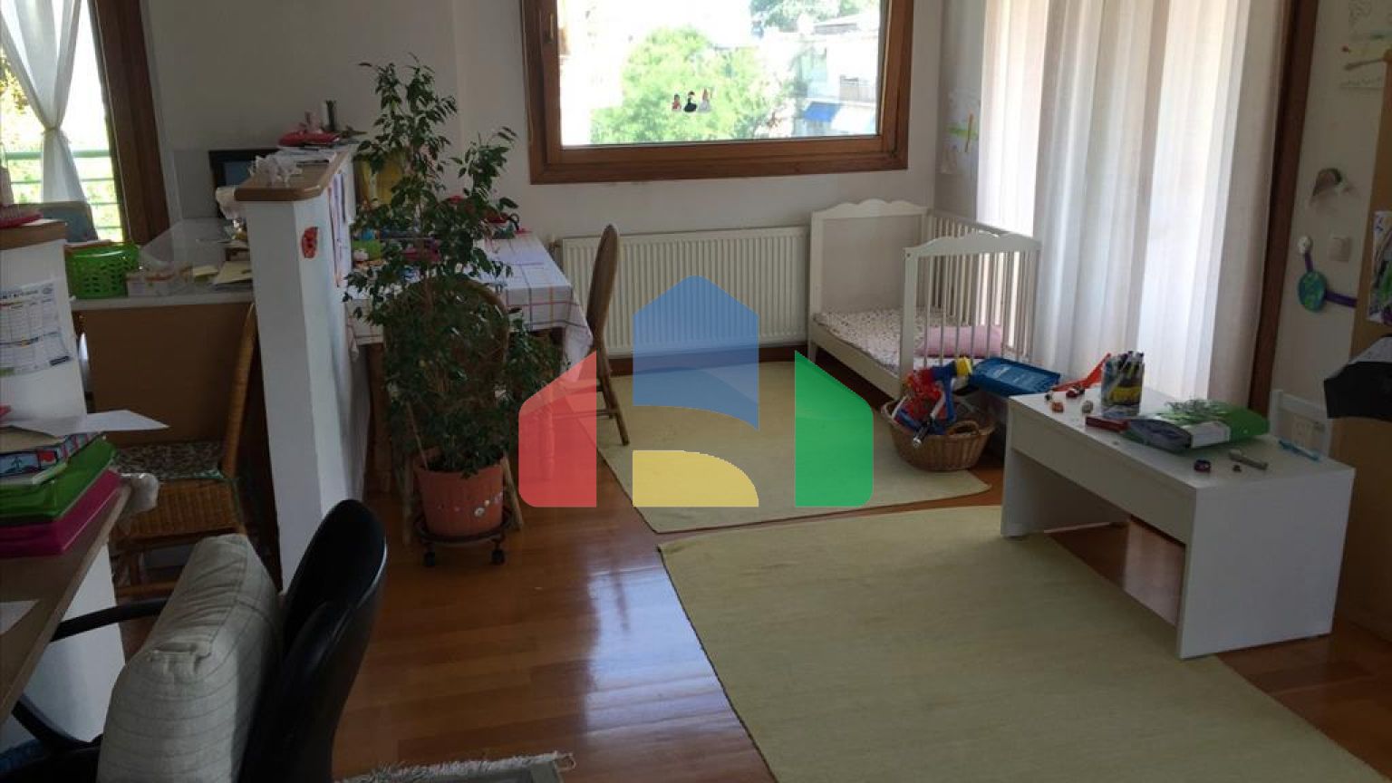 Продажа - Здание 665 m² в пригороде Салоник