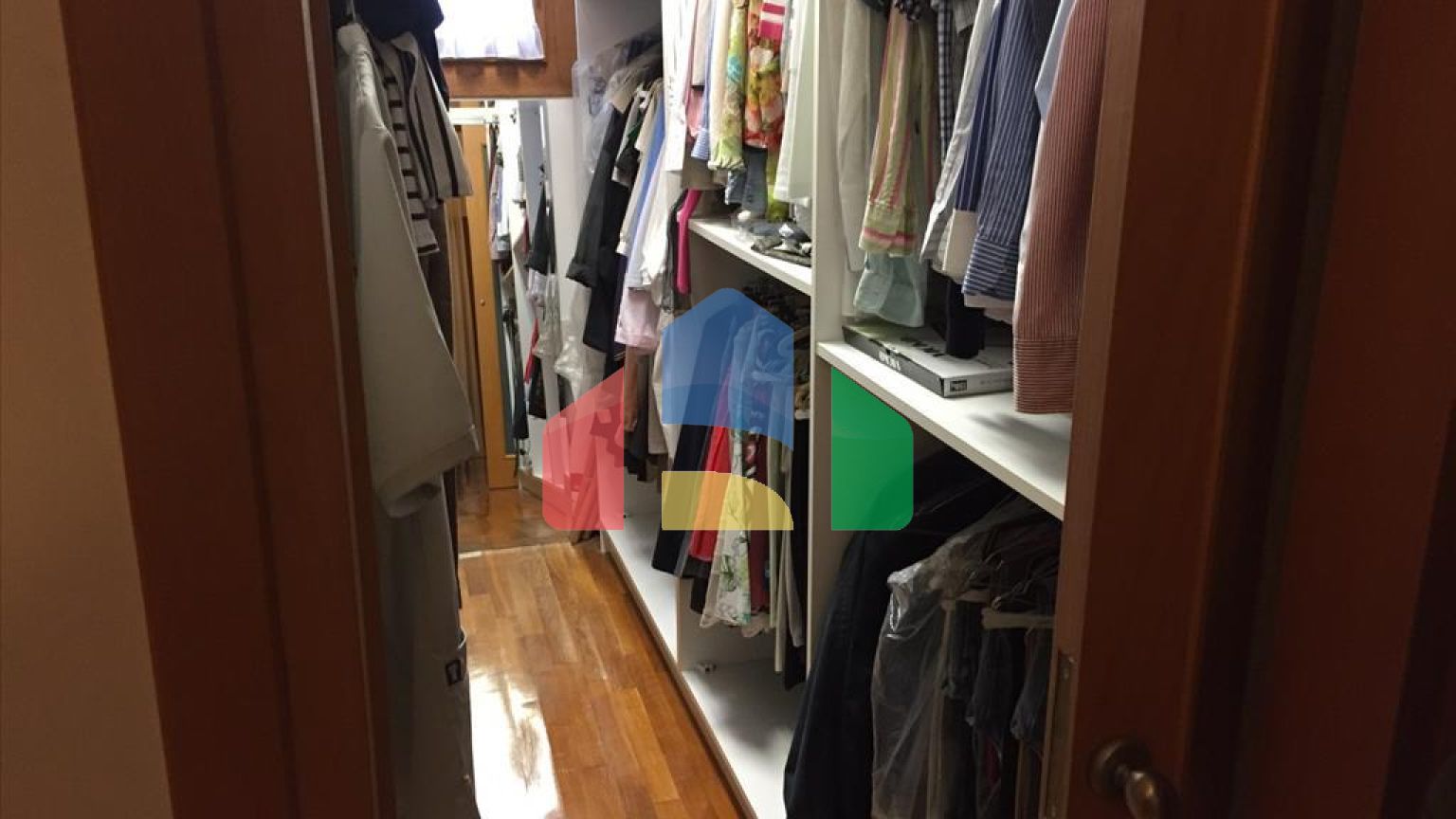 Продажа - Здание 665 m² в пригороде Салоник