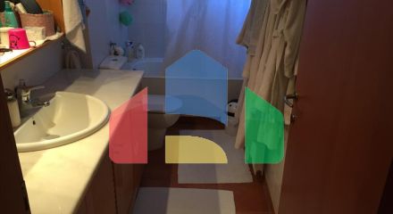 Продажа - Здание 665 m² в пригороде Салоник