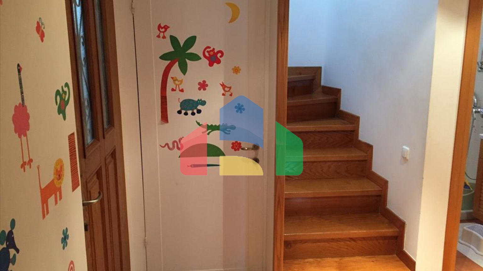 Продажа - Здание 665 m² в пригороде Салоник