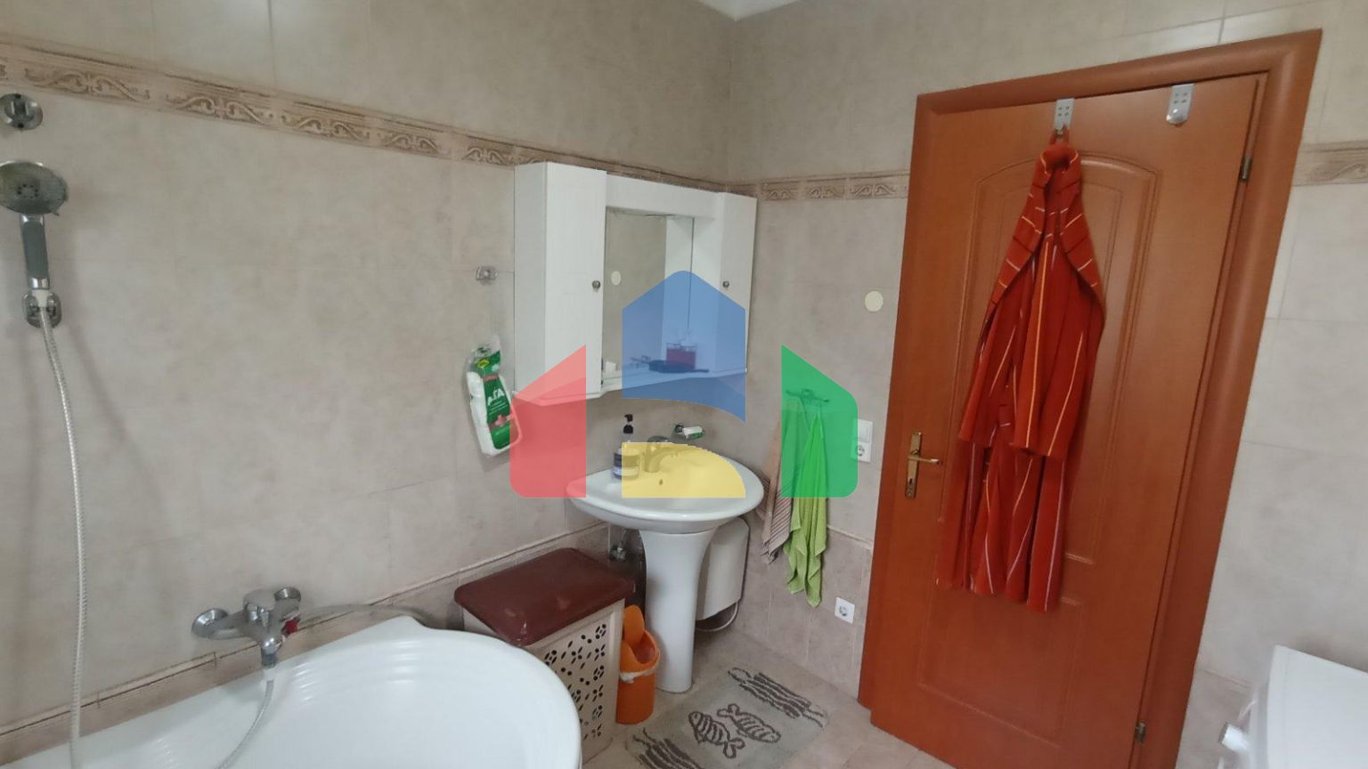 Продажа - Коттедж 230 m² в пригороде Салоник