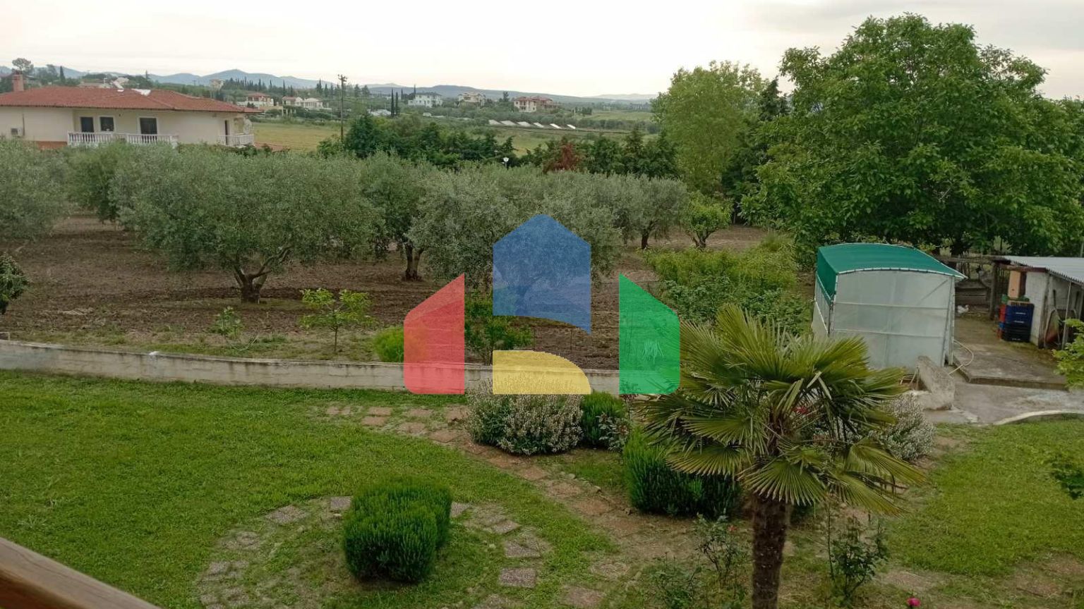 Продажа - Коттедж 230 m² в пригороде Салоник