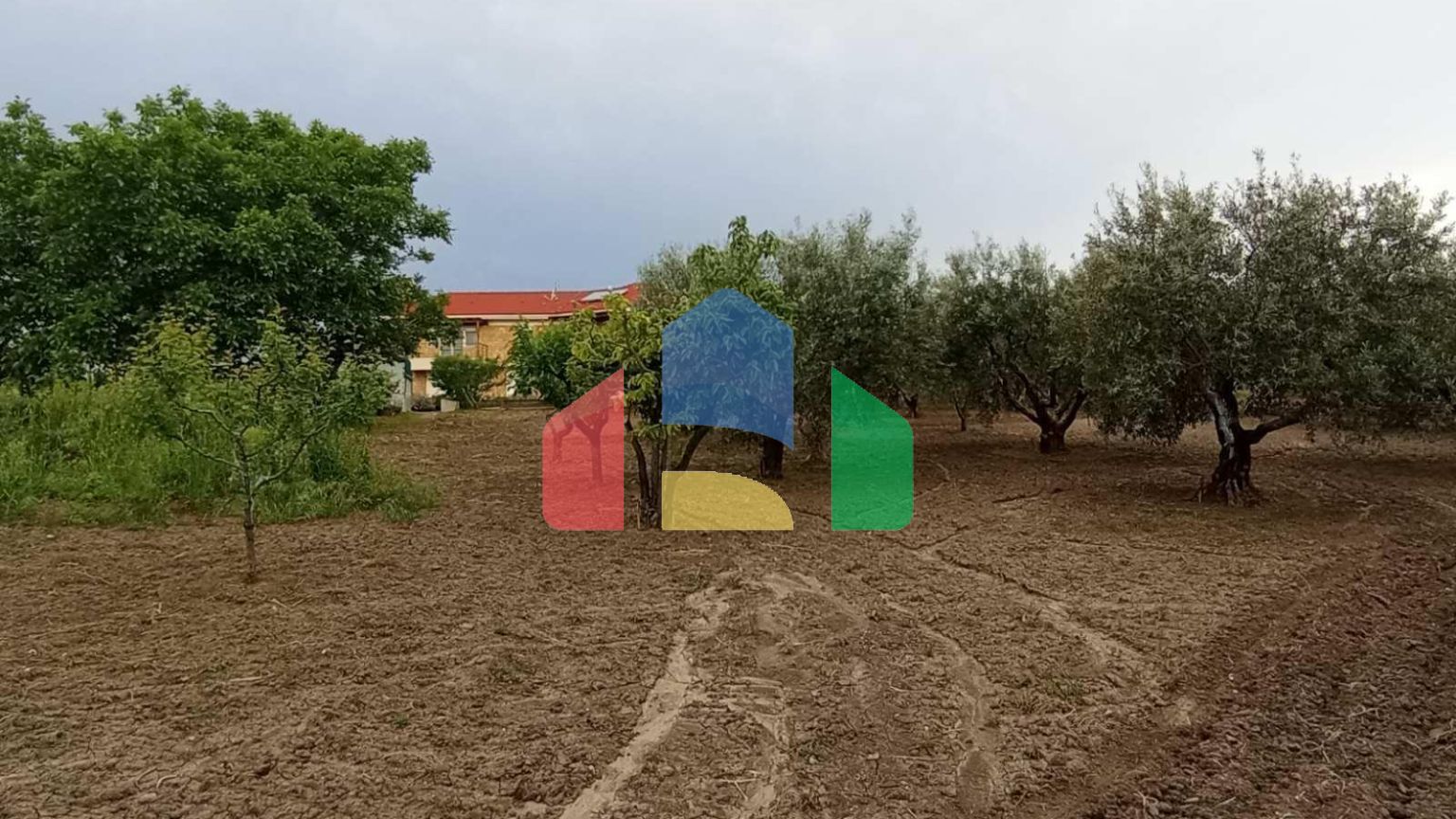 Продажа - Коттедж 230 m² в пригороде Салоник