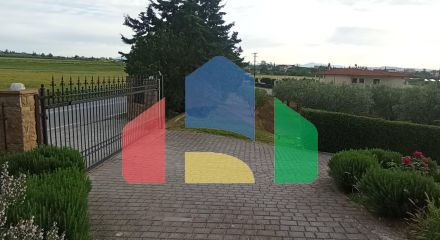 Продажа - Коттедж 230 m² в пригороде Салоник Продажа - Коттедж 230 m² в пригороде Салоник