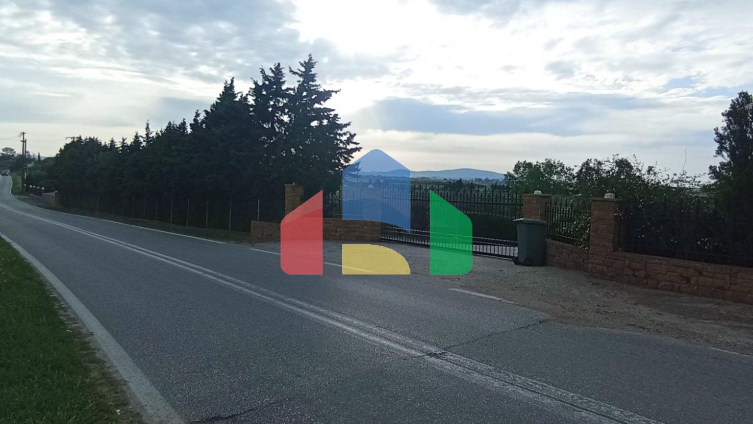 Продажа - Коттедж 230 m² в пригороде Салоник