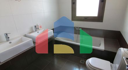 Продаж - Таунхаус 240 m² в передмісті Салонік