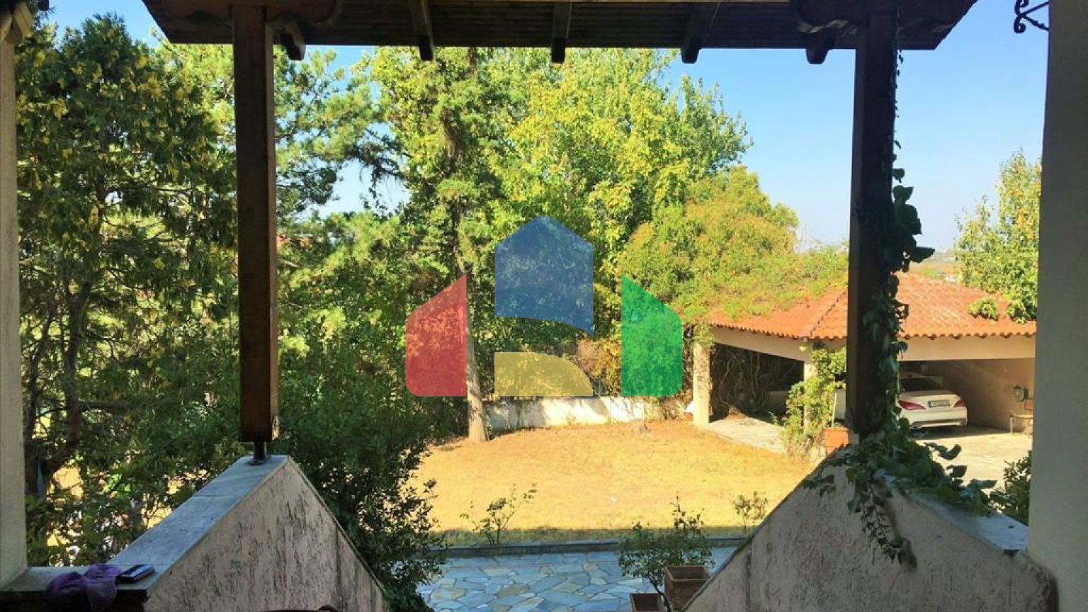 Продажа - Вилла 728 m² в пригороде Салоник