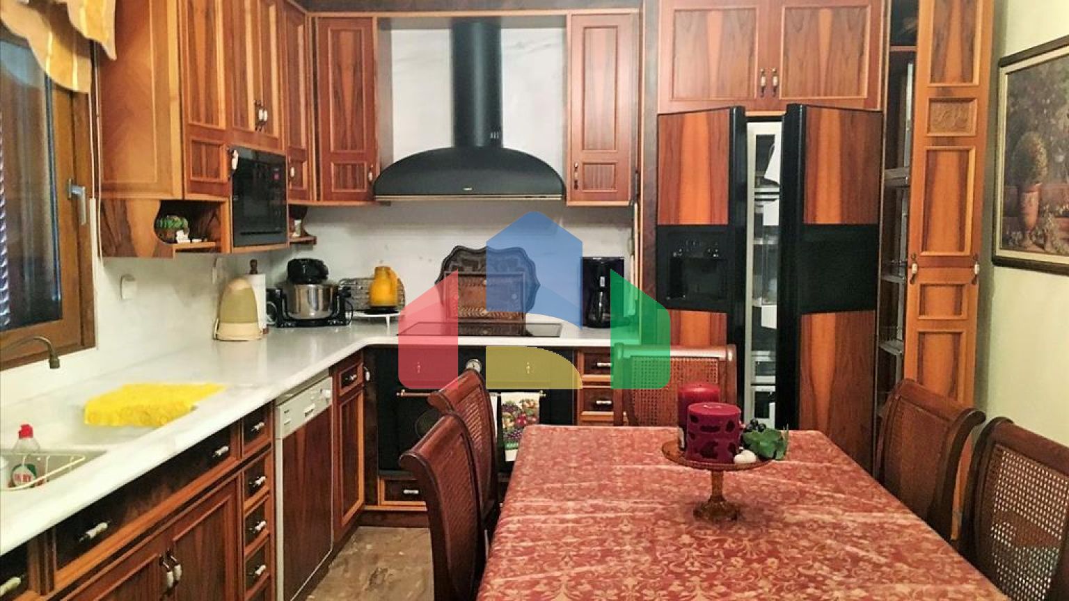 Продажа - Вилла 728 m² в пригороде Салоник