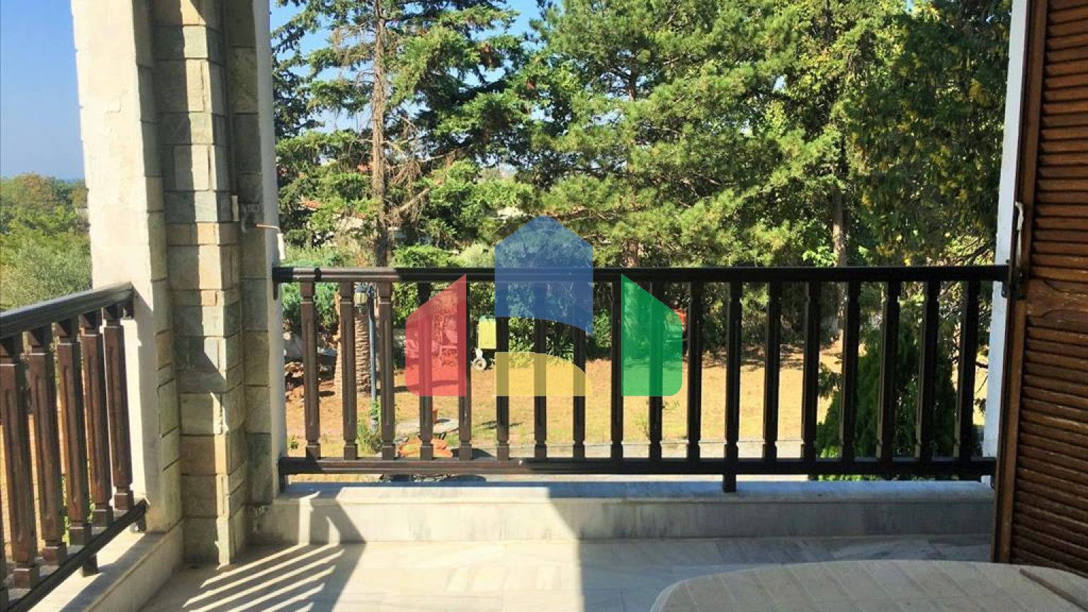 Продажа - Вилла 728 m² в пригороде Салоник