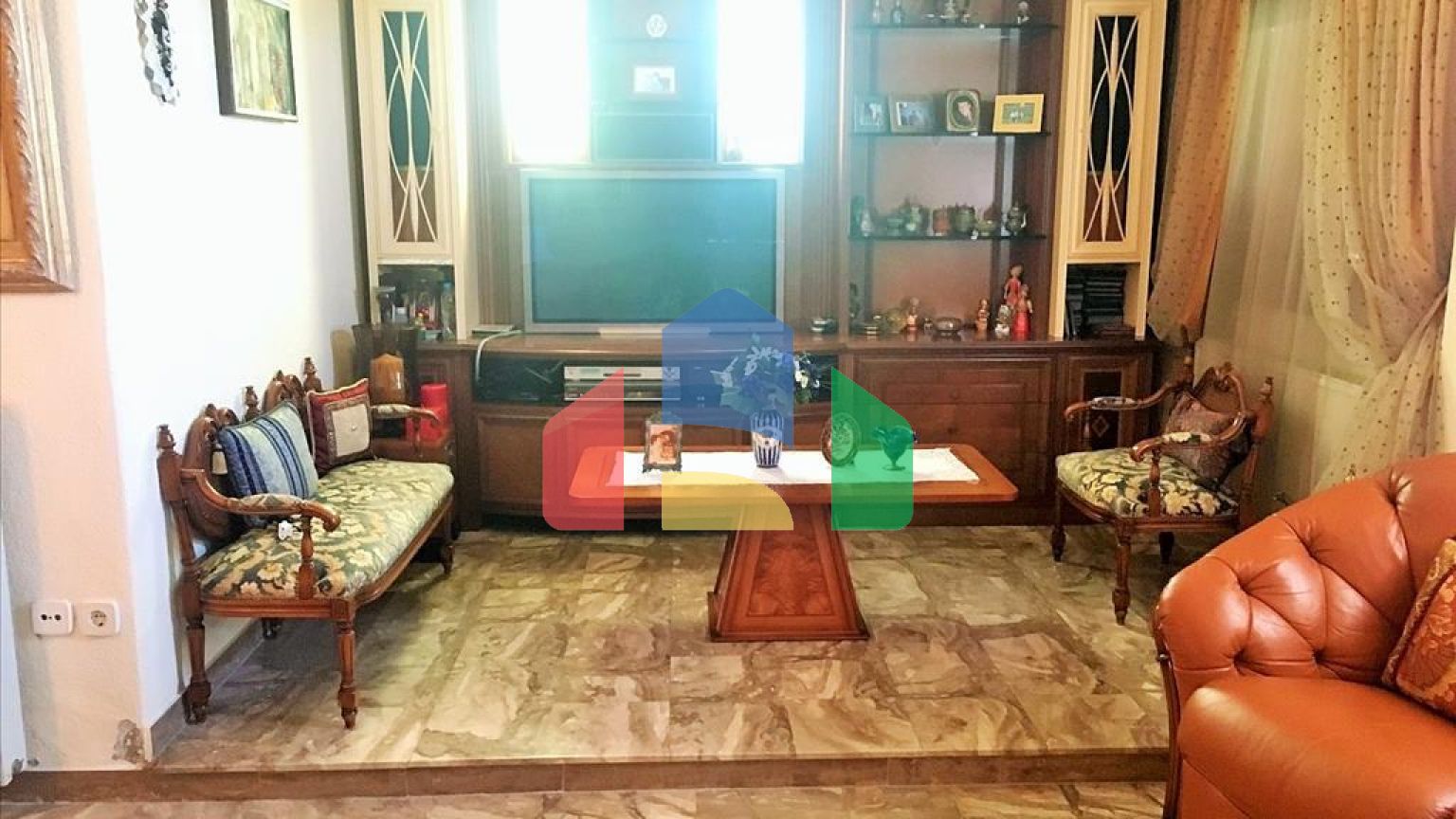 Продажа - Вилла 728 m² в пригороде Салоник