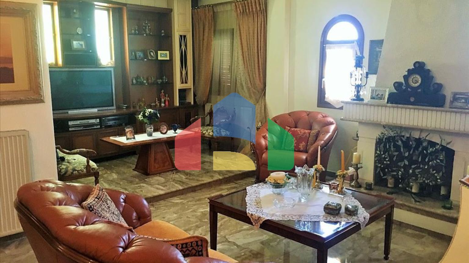 Продажа - Вилла 728 m² в пригороде Салоник