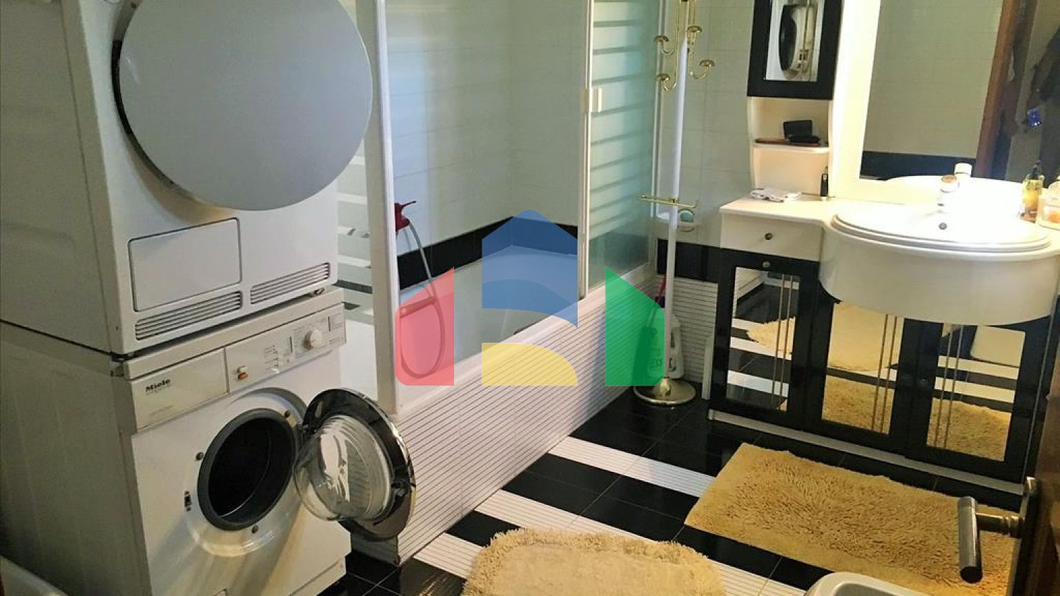 Продажа - Вилла 728 m² в пригороде Салоник