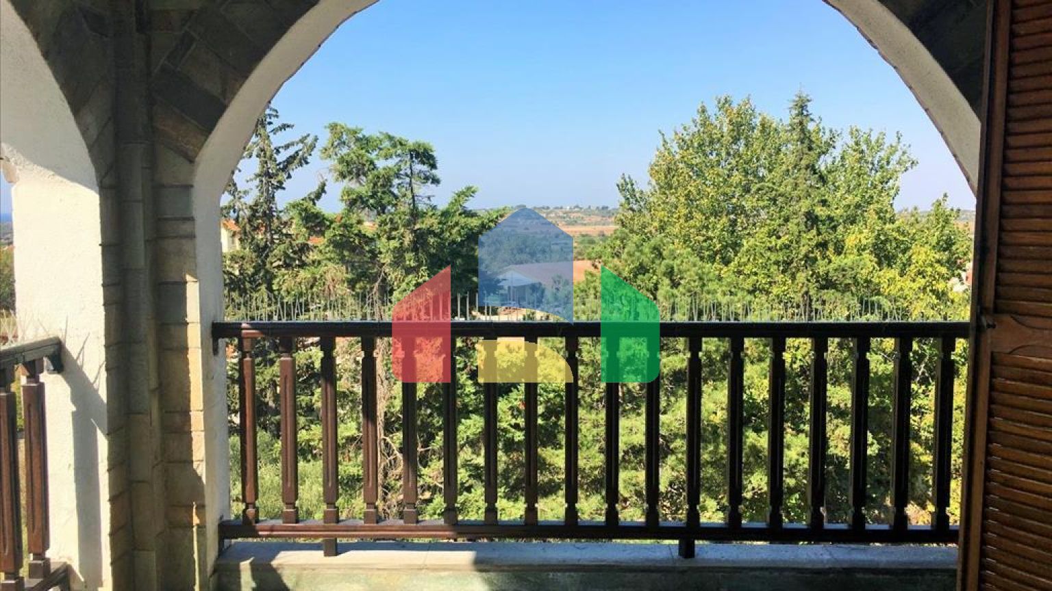 Продажа - Вилла 728 m² в пригороде Салоник