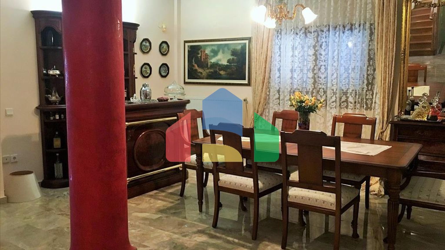 Продажа - Вилла 728 m² в пригороде Салоник