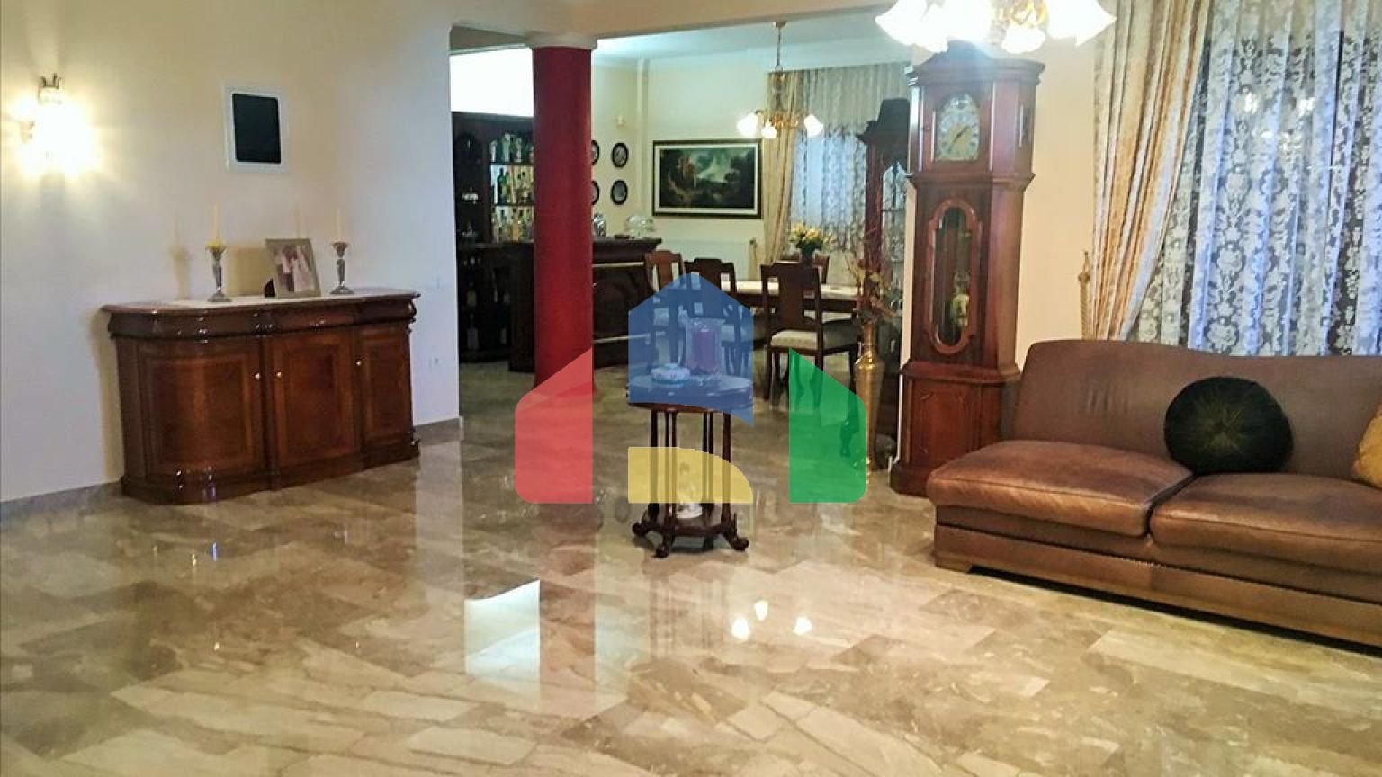 Продажа - Вилла 728 m² в пригороде Салоник