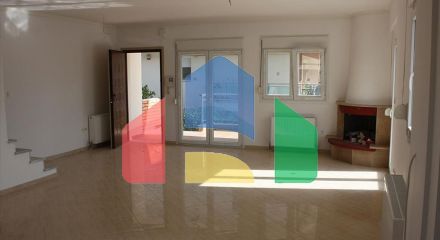 Продаж - Таунхаус 185 m² в передмісті Салонік