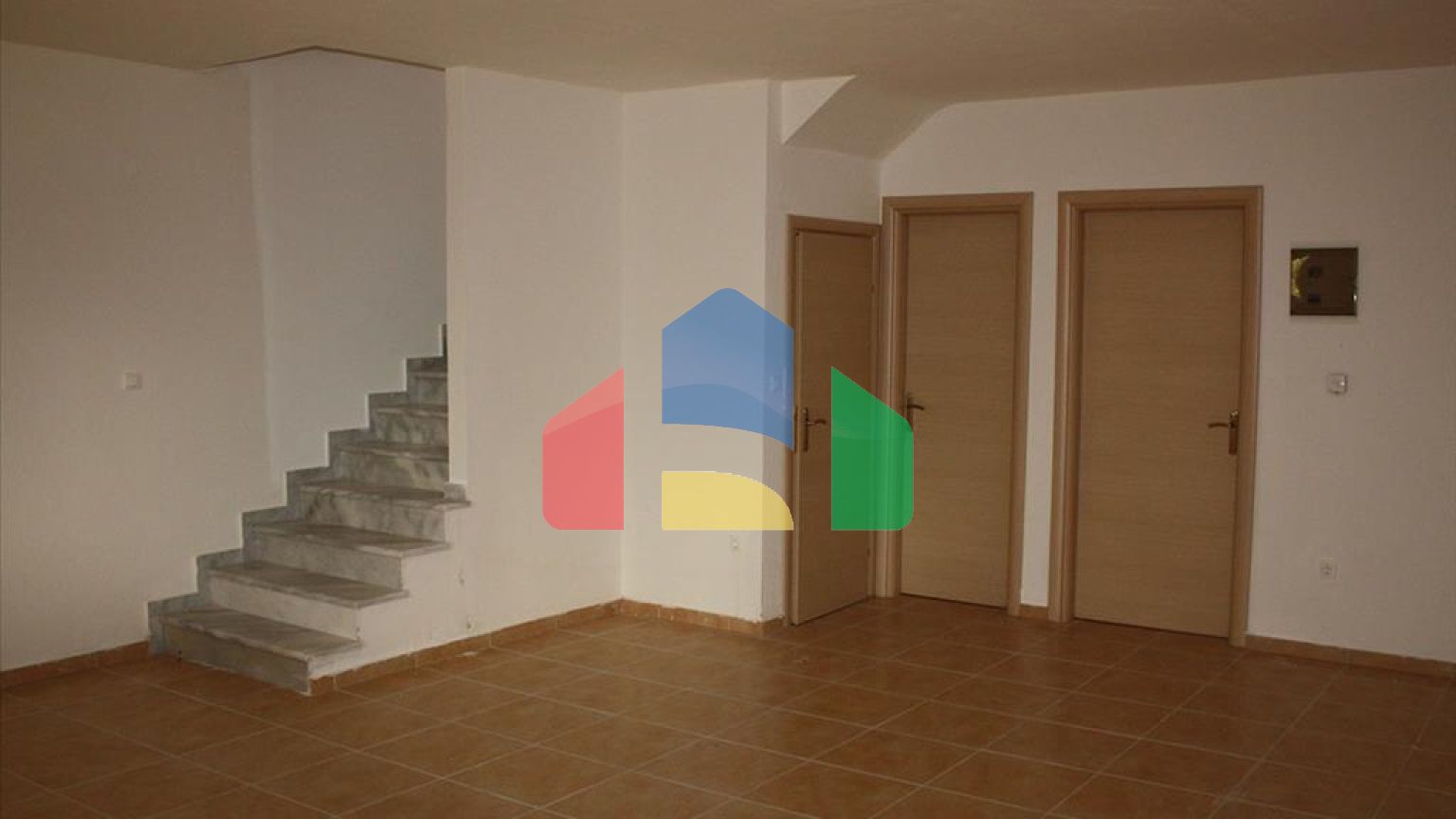 Продажа - Таунхаус 185 m² в пригороде Салоник