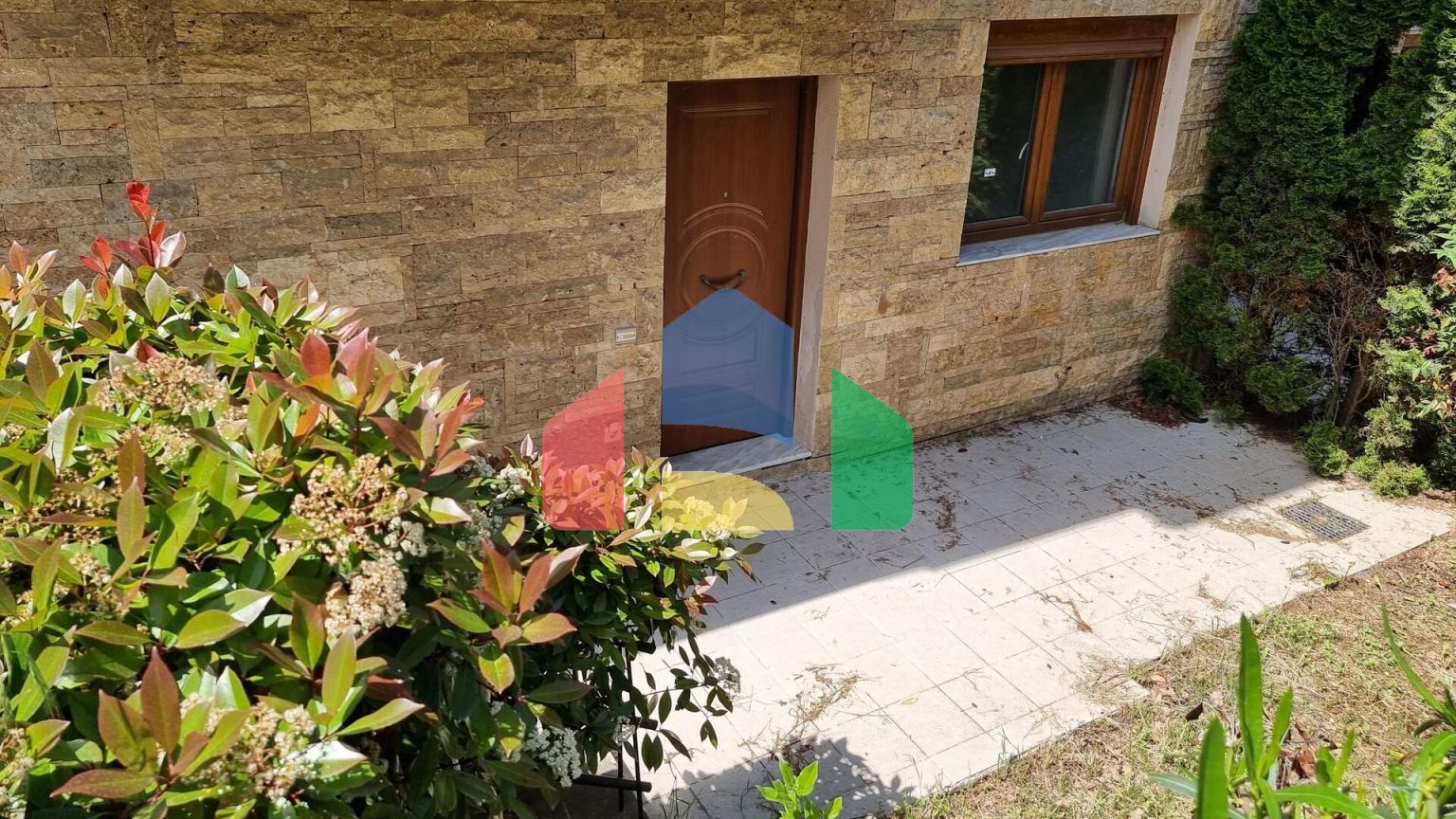 Продажа - Таунхаус 90 m² в пригороде Салоник